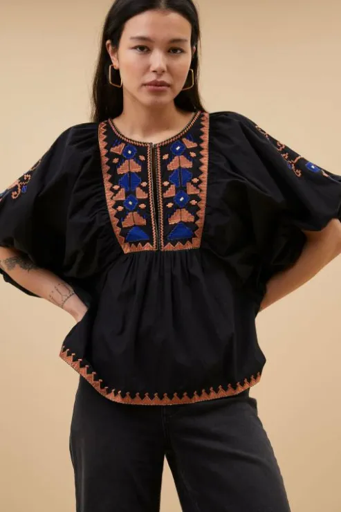 By bar gabie embroidery blouse | jet black* Chemisiers