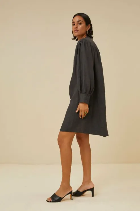 By bar resa linen dress | jet black* Robes