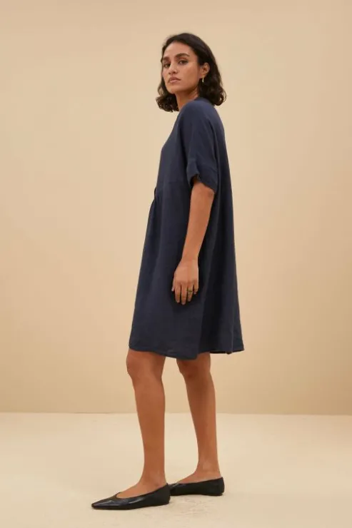 By bar tais linen dress | midnight* Robes